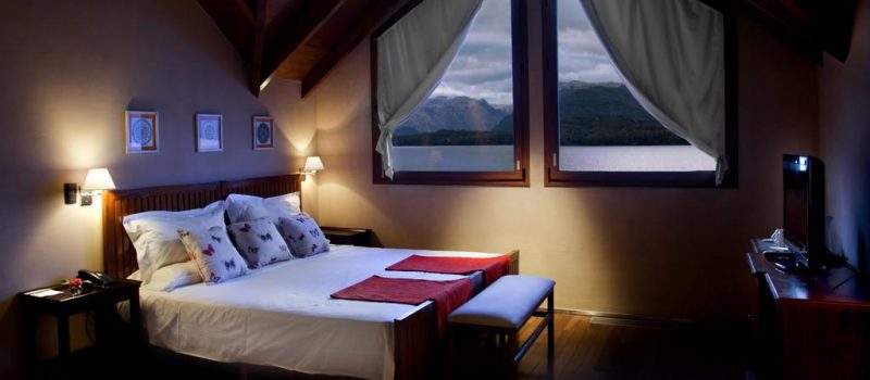 Atardecer Hotel El Faro Villa La Angostura Neuquen