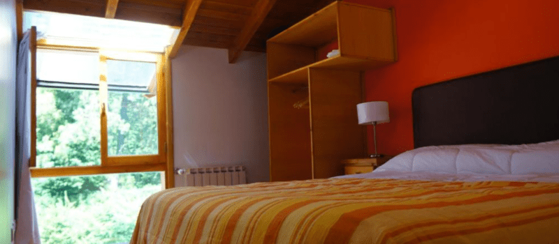 Captura De Pantalla Hotel Rosales Alojamiento Villa La Angostura Neuquen